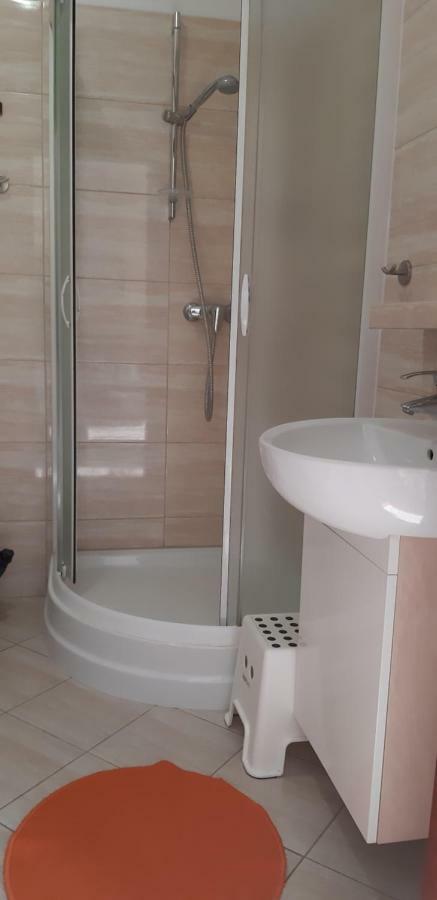 Apartamenty Kalinowa 罗威 外观 照片