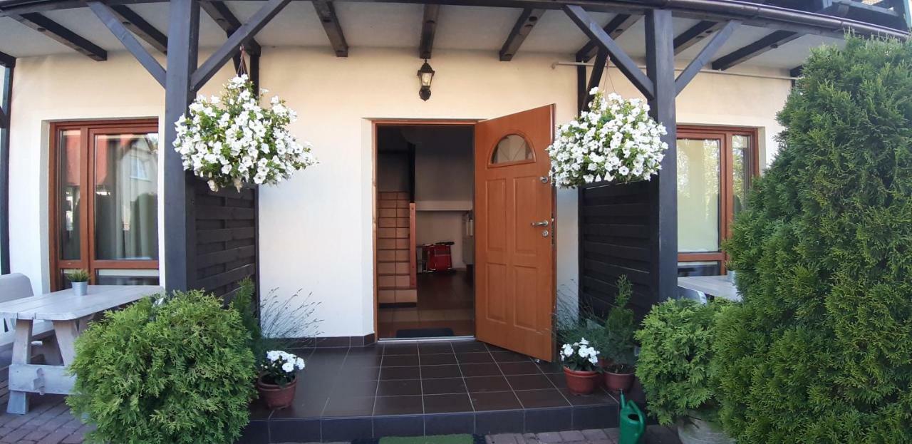 Apartamenty Kalinowa 罗威 外观 照片