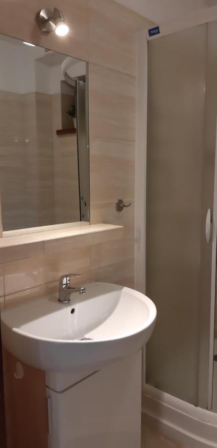 Apartamenty Kalinowa 罗威 外观 照片